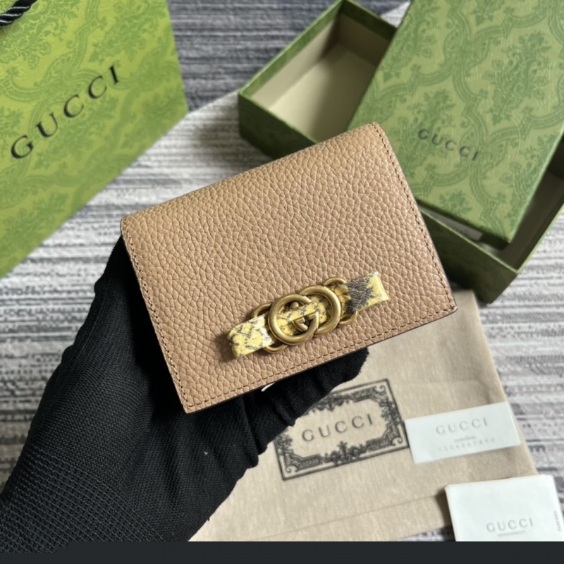 G*u*i wallets & purse